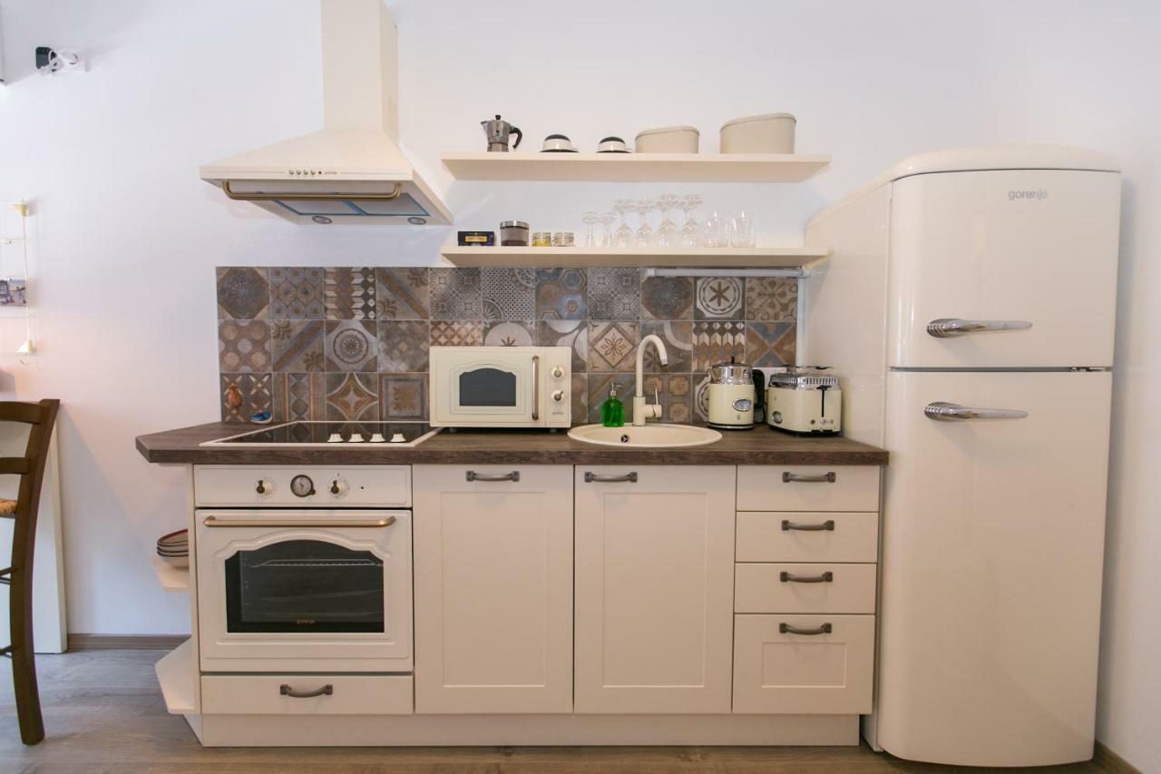 Del Molo Apartment *