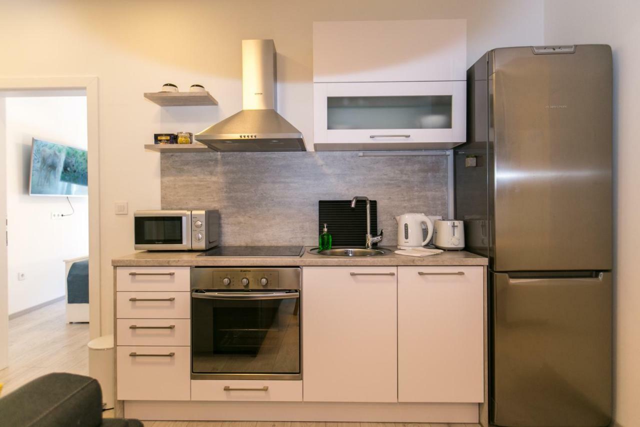 Del Molo Apartment