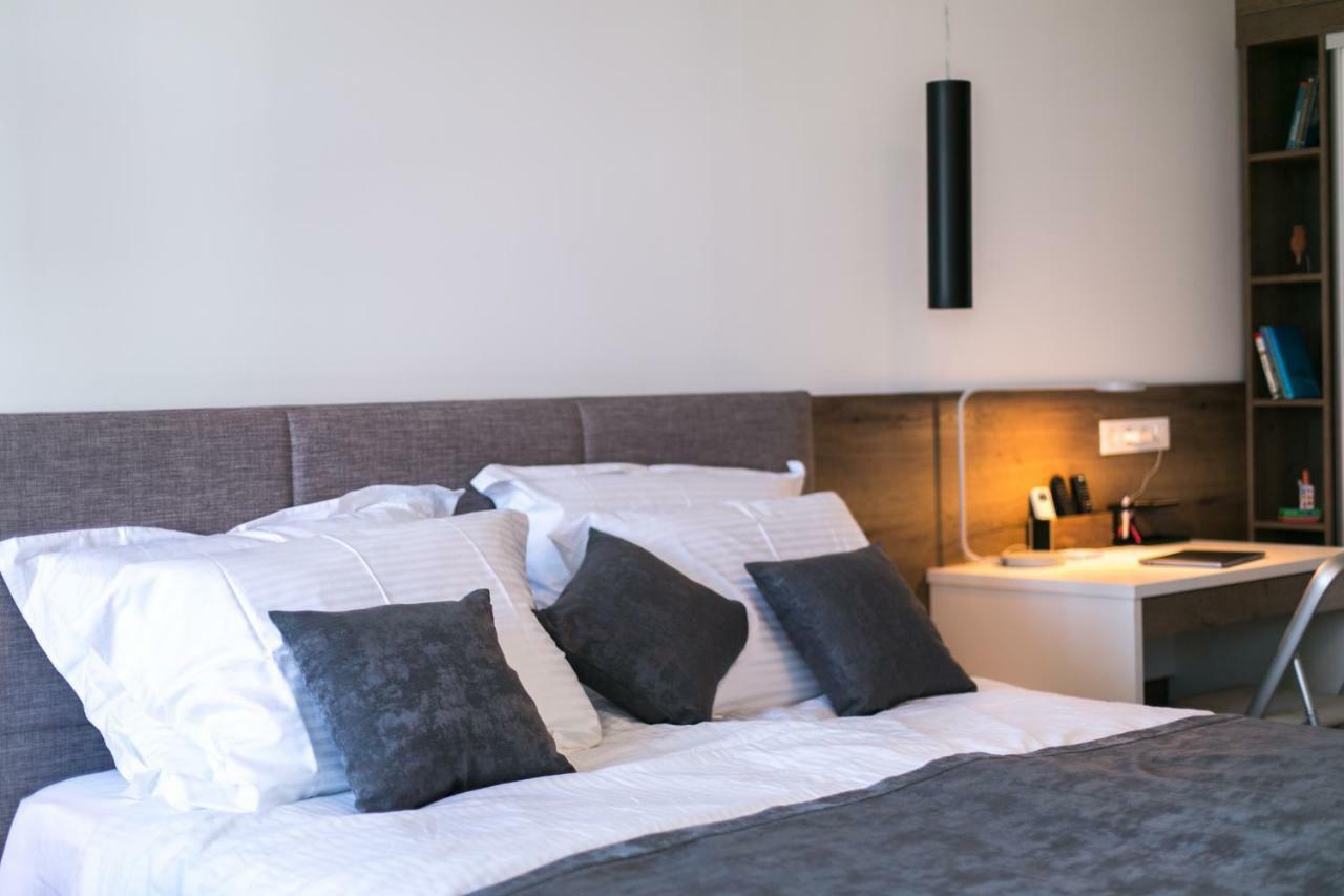 Del Molo Apartment *
