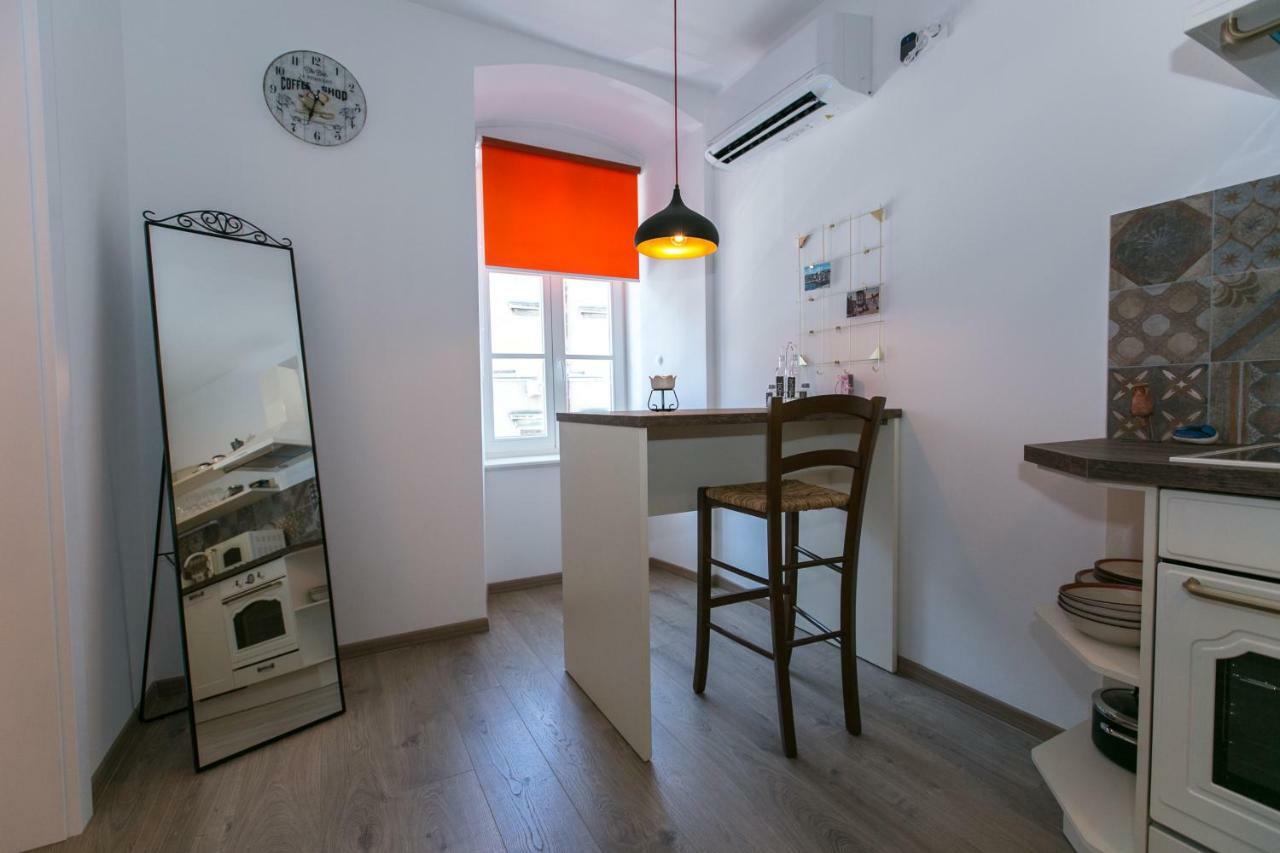 Del Molo Apartment